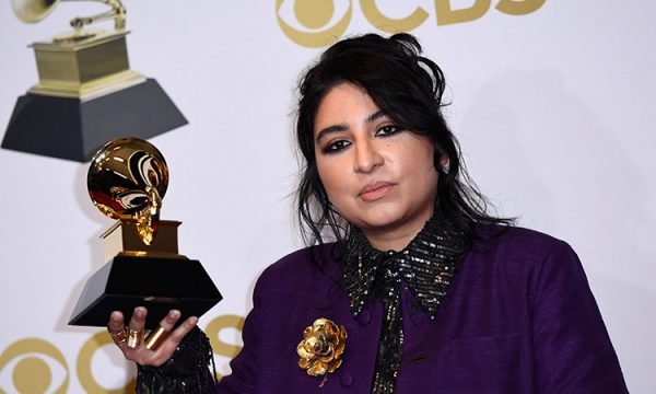 Arooj Aftab becomes first Pakistani woman to win Grammy – BuzZzing